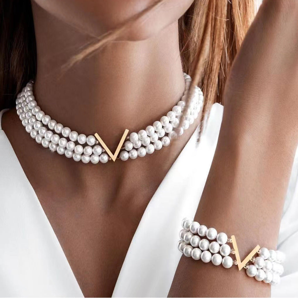 Pearl Female Style Creative Design V-shaped Jewelry Set