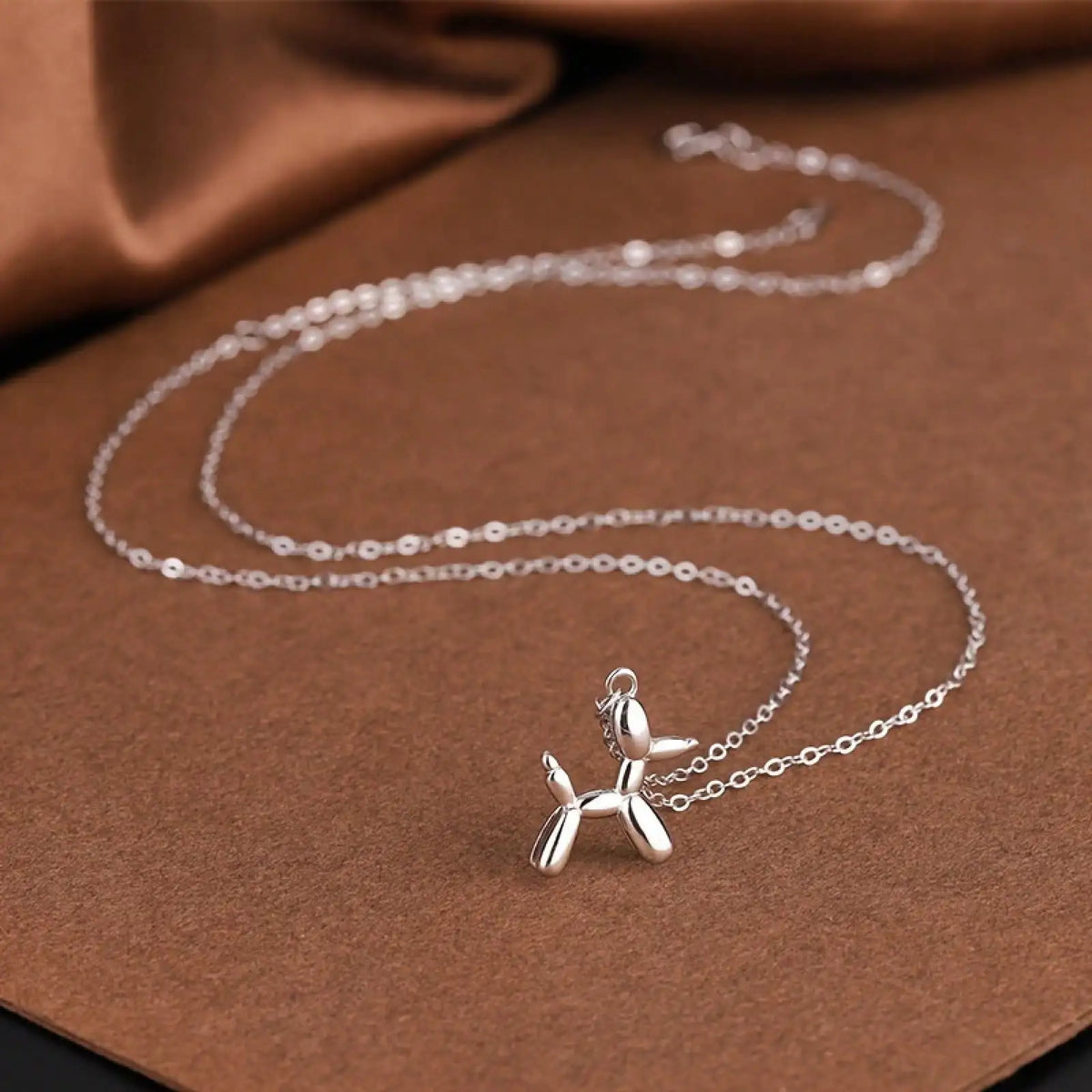Gold Balloon Dog Pendant Necklace — Hip Hop Statement Jewelry for Women – Jewelry |NonaEve